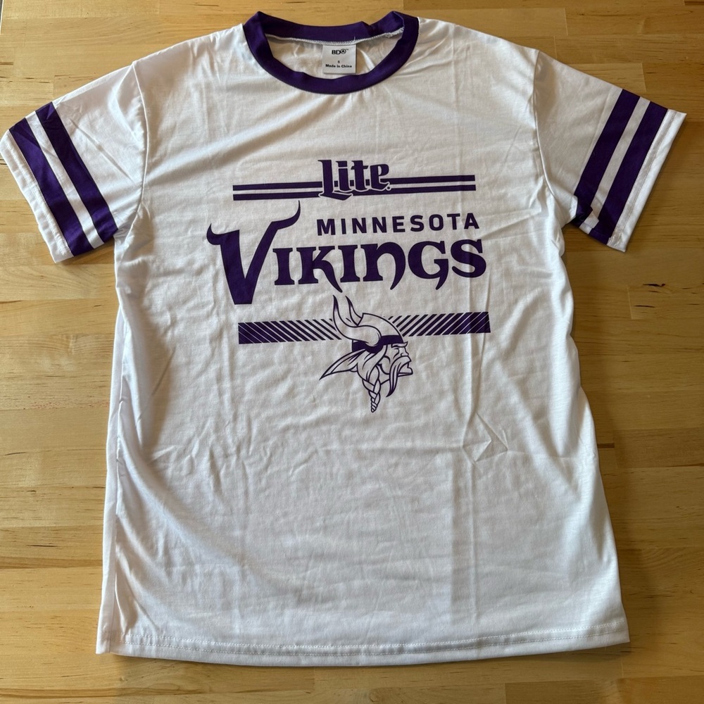 NWOT NFL Miller Lite Minnesota Vikings T-Shirt